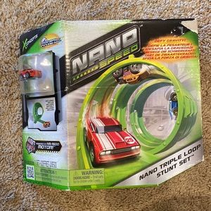 New! Nano Triple Loop Stunt Set